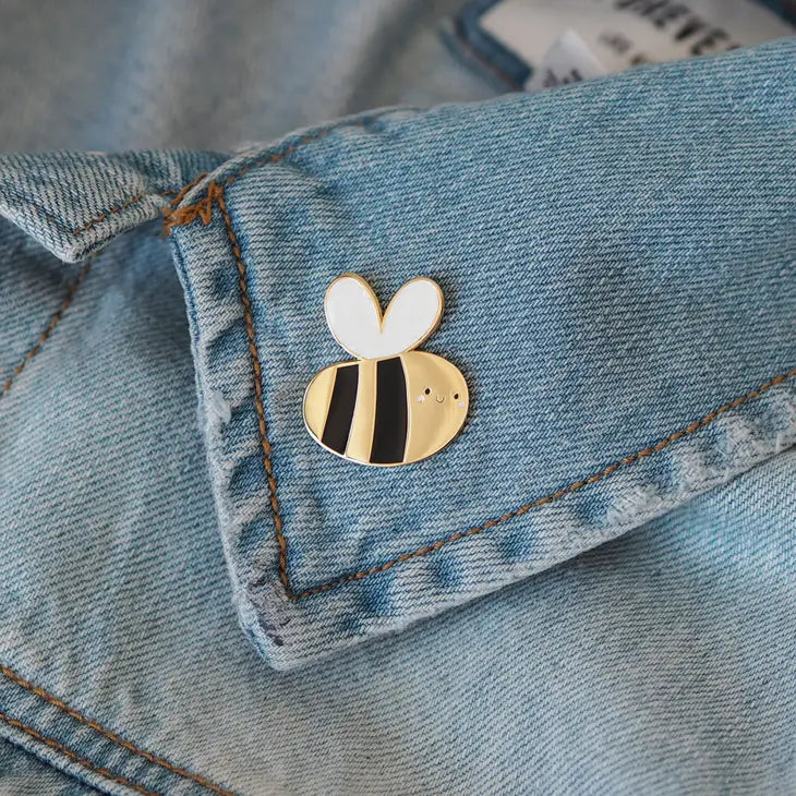 Bee Glitter Enamel Pin - Leo & Blossom